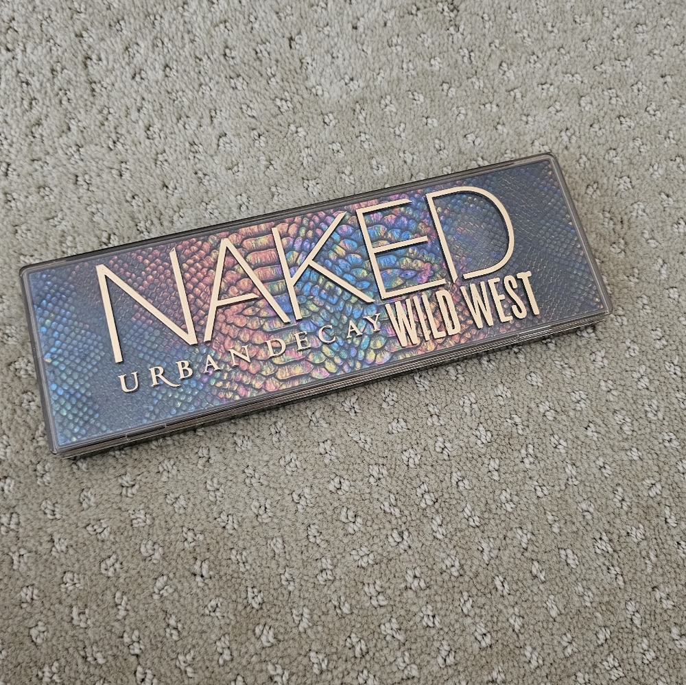 URBAN DECAY WILD WEST Eyeshadow palette